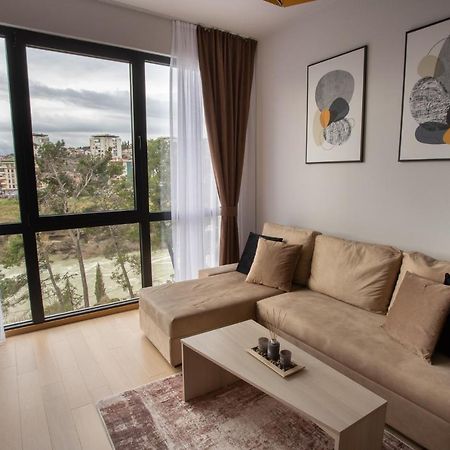 Lina - Pg, Moraca River Apartment Ποντγορίτσα Εξωτερικό φωτογραφία