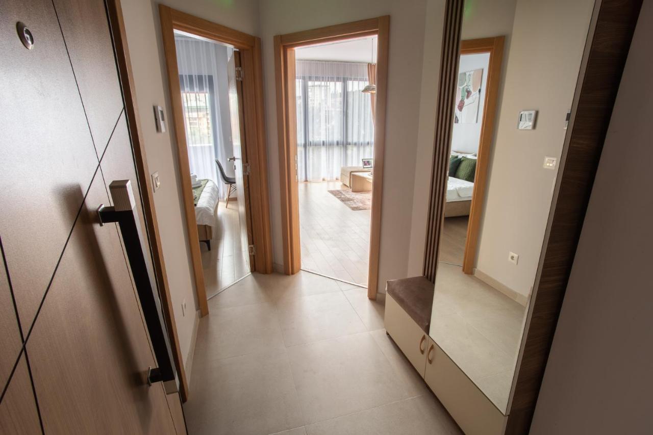 Lina - Pg, Moraca River Apartment Ποντγορίτσα Εξωτερικό φωτογραφία